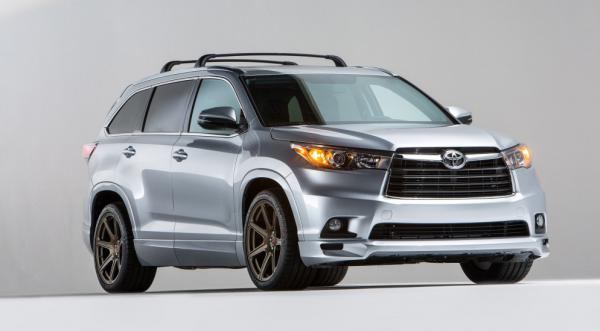 Toyota представила в Вегасе три новых внедорожника (ФОТО)