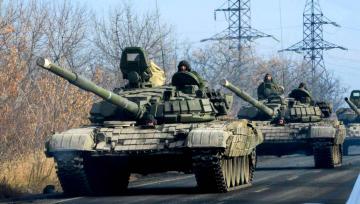 Украинская разведка зафиксировала колонну танков в Донецке