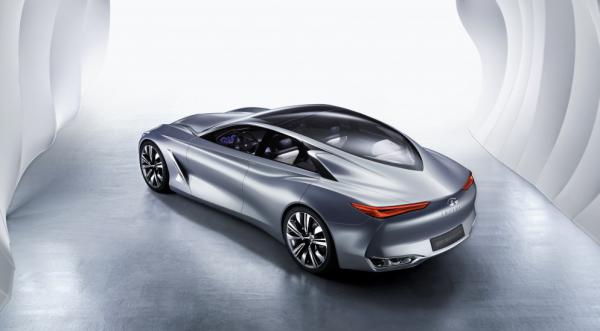 Infiniti бросает вызов Mercedes S-Class (ФОТО)