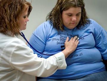 Медики установили связь риска ожирения с профессией человека