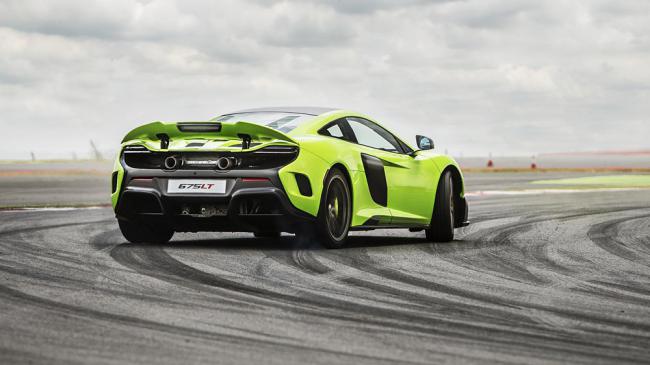 McLaren представил эксклюзивный суперкар 675LT (ФОТО)