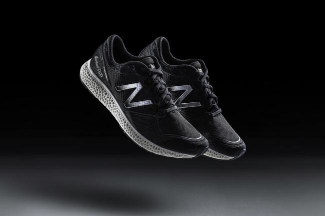 New Balance представила кроссовки, напечатанные на 3D-принтере (ВИДЕО)