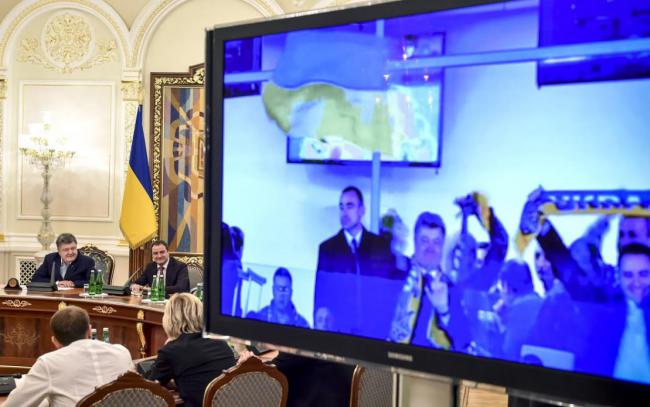 Порошенко встретился с игроками сборной Украины (ФОТО)