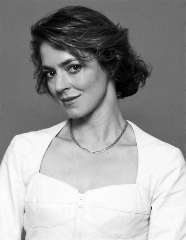 Топ-12 самых красивых женщин-ученых (ФОТО)