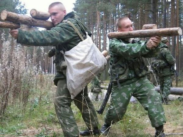Когда делать нечего, или как развлекаются в армии (ФОТО)