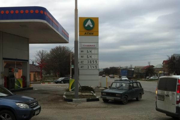 Полуостров в темноте. Как крымчане живут без света?