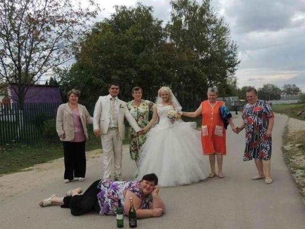 20 свадебных снимков, после которых перехочется жениться (ФОТО)
