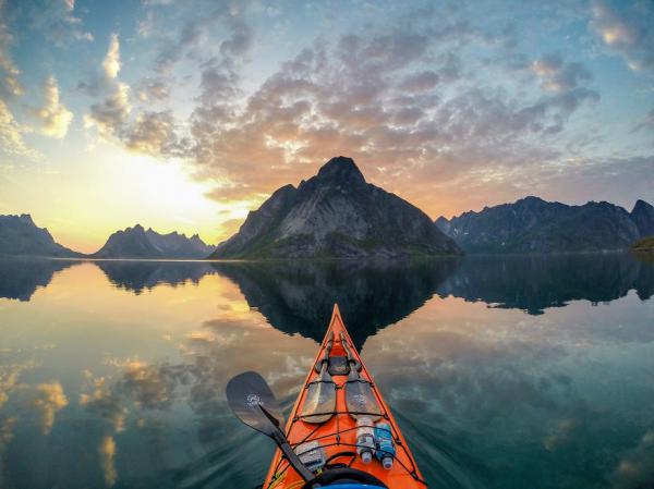 Завораживающие пейзажи норвежских фьордов (ФОТО)