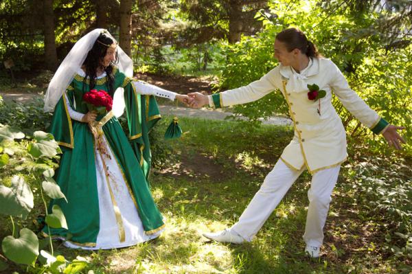 Калейдоскоп фантазий. Самые нетрадиционные свадебные платья (ФОТО)