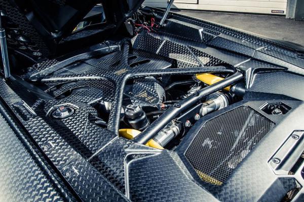 Немецкое тюнинг-ателье прокачало суперкар от Lamborghini (ФОТО)
