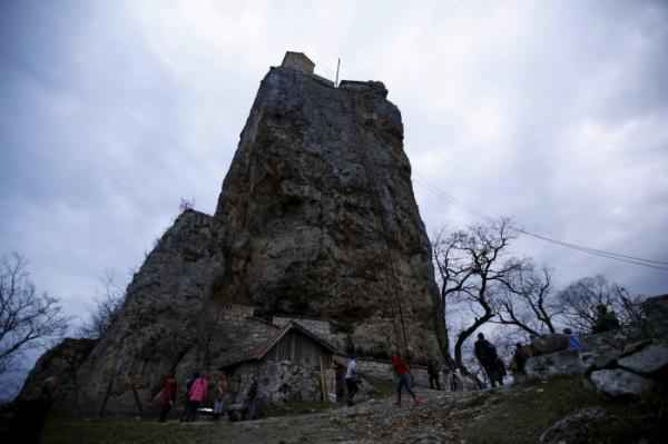 Чудеса света: уникальный Кацхинский столб (ФОТО)