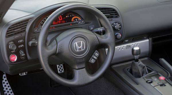 Honda готовит третье поколение родстера S2000 (ФОТО)