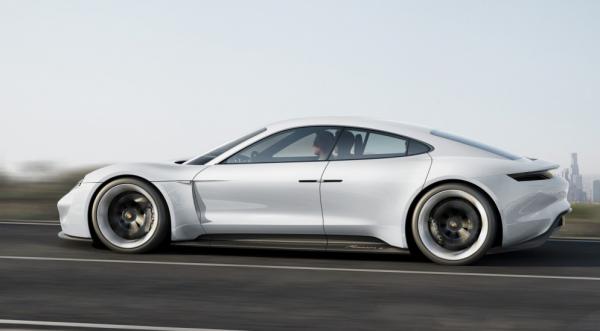 Компания Porsche объявила дату выпуска конкурента Tesla Model S (ФОТО)