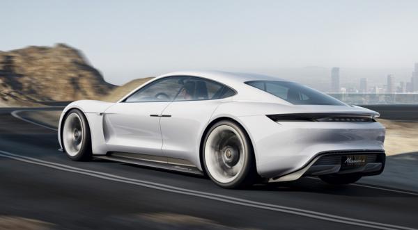 Компания Porsche объявила дату выпуска конкурента Tesla Model S (ФОТО)