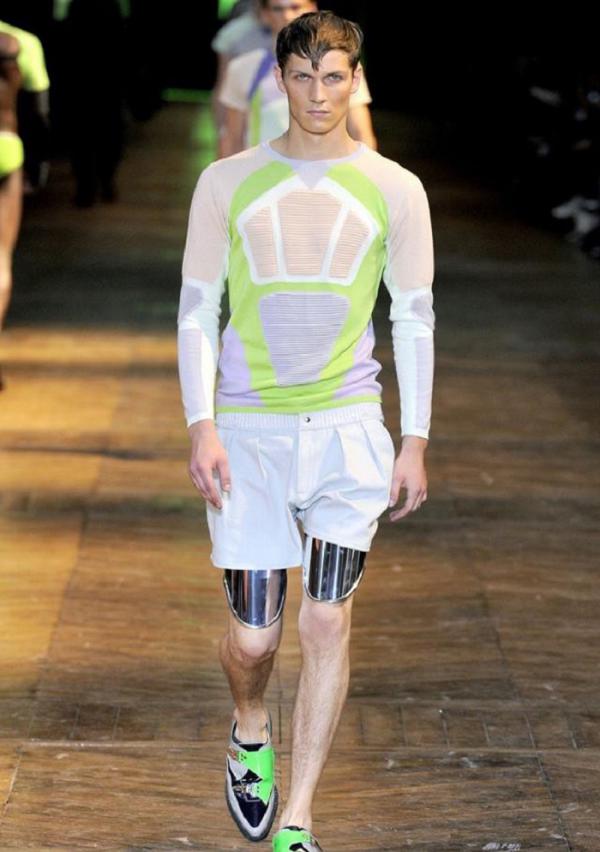 Шедевры современных кутюрье, на которые страшно смотреть (ФОТО)