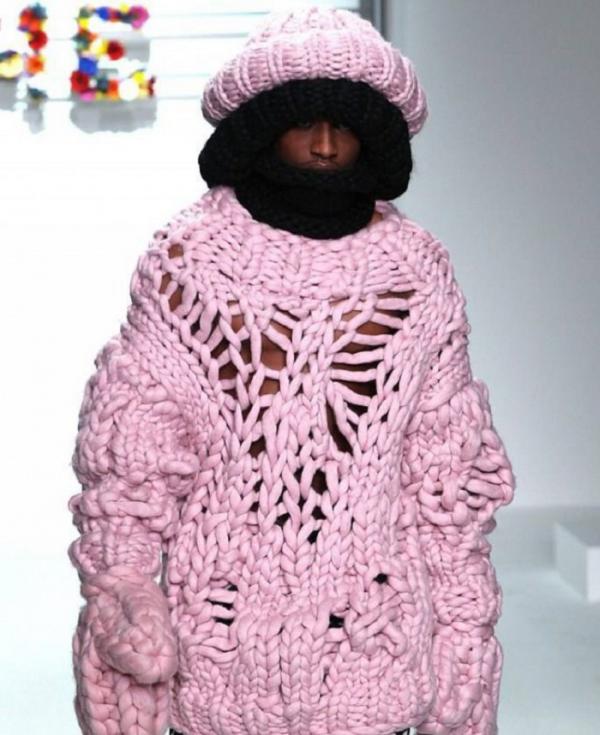 Шедевры современных кутюрье, на которые страшно смотреть (ФОТО)