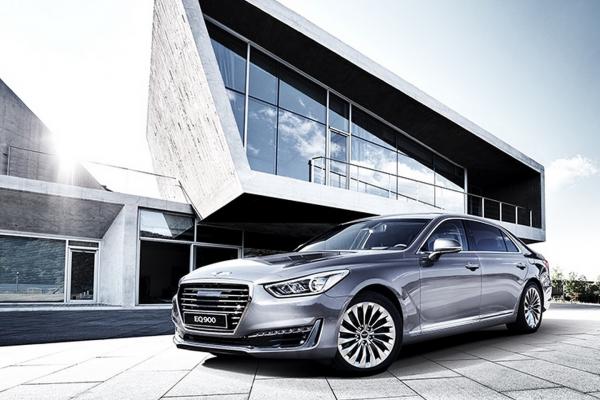 Корейская компания Hyundai официально представила свой автомобиль премиум-класса (ФОТО)
