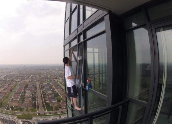 20 людей, которым наплевать на то, что происходит у них под носом (ФОТО)