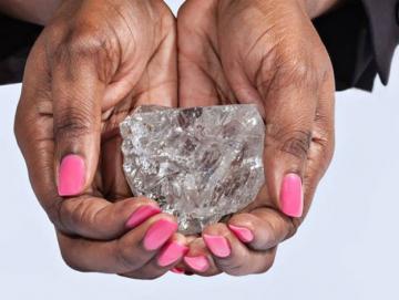 В Африке обнаружен крупнейший в мире алмаз