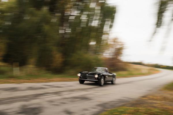 Невероятно редкий  родстер от компании BMW продадут на аукционе (ФОТО)