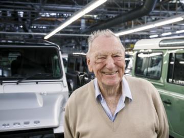 Land Rover выпустил юбилейный внедорожник Defender (ФОТО)