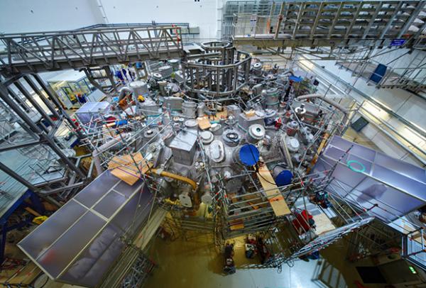 В Германии запустили мощнейший термоядерный реактор (ФОТО)