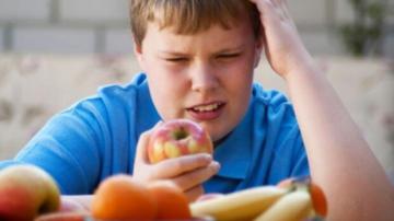 Бедные дети в 3 раза чаще страдают ожирением