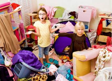 12 детей, с которыми можно забыть про порядок в доме (ФОТО)