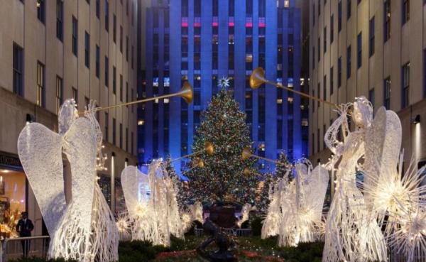 Самые восхитительные новогодние елки мира (ФОТО)