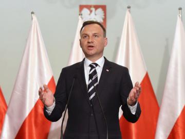 Президент Польши оштрафован за нарушение ПДД (ВИДЕО)