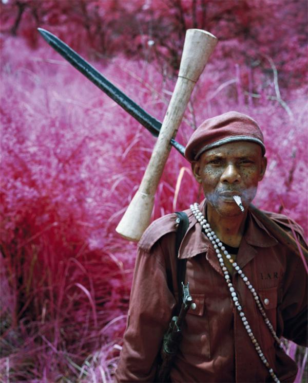 “Цвет войны” – необычный проект фотографа из Ирландии (ФОТО)