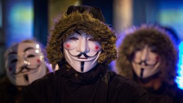 Хакеры Anonymous атакуют японские сайты