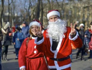 В Одессе провели марафон среди Санта Клаусов (ФОТО)