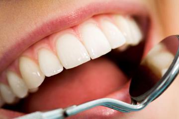 Как сохранить здоровье зубов и десен