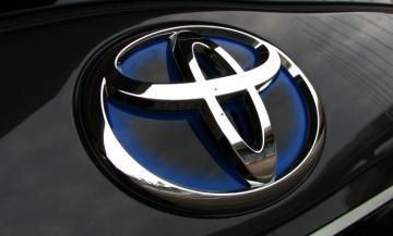 Toyota за одинадцать месяцев реализовала 9,2 млн авто