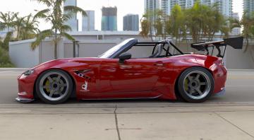 Компания Mazda представила усовершенствованный родстер MX-5 (ФОТО)