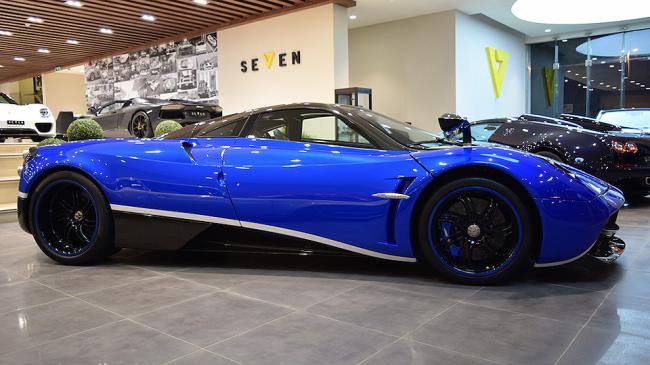 Первый экземпляр суперкара Pagani Huayra выставлен на продажу (ФОТО)