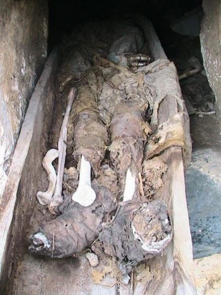 Даргавс - город мертвых, от которого стынет кровь (ФОТО)