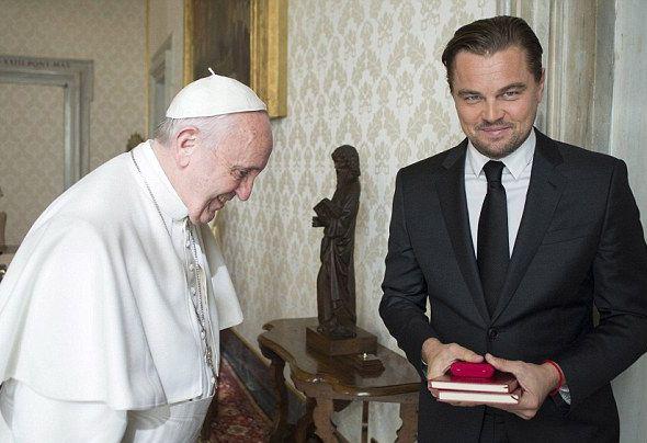 Леонардо Ди Каприо получил благословение Папы Римского (ФОТО)