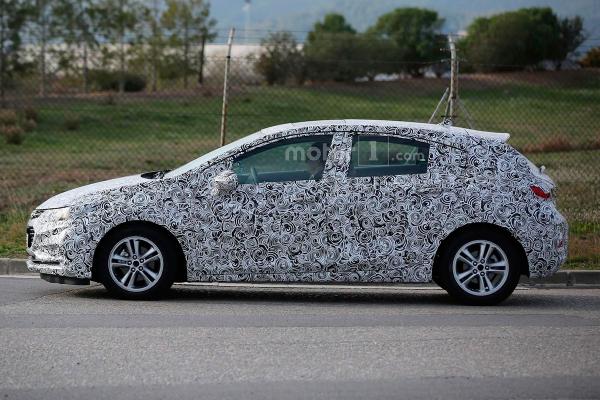 Chevrolet  готовится представить новое поколение хэтчбэка Cruze (ФОТО)