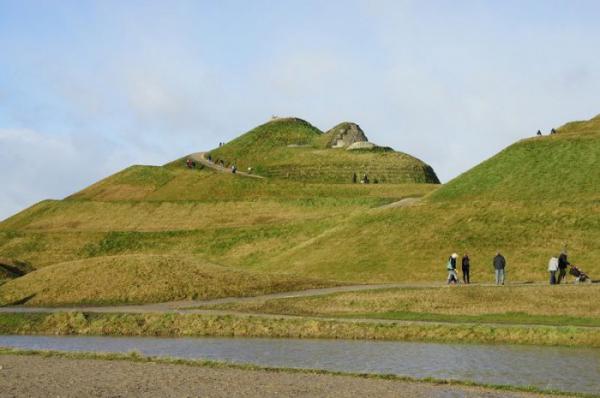 Самая большая в мире рельефная скульптура человека (ФОТО)