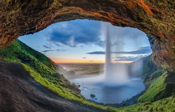 Чудеса природы: самые красивые водопады Исландии (ФОТО)