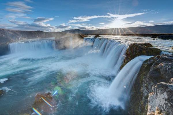 Чудеса природы: самые красивые водопады Исландии (ФОТО)