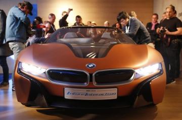 Концепт автомобиля будущего BMW i Vision Future Interaction (ФОТО)