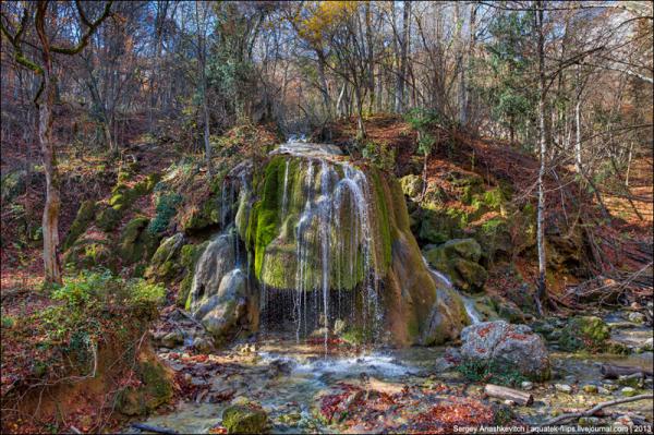 Крымский знаменитый водопад "Серебряные струи" навсегда изменил свой облик (ФОТО)