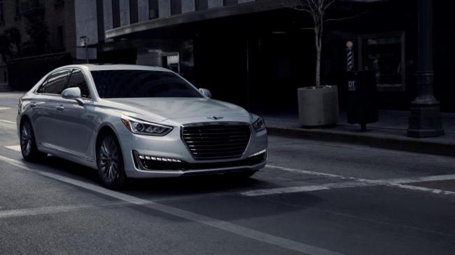 На автошоу в Детройте представлен роскошный Genesis G90 (ФОТО)