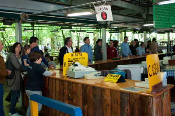 Житель Италии сумел в одиночку построить целый парк развлечений (ФОТО)