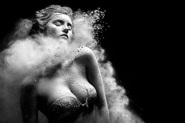 Танец и мука: потрясающая серия фотоснимков в движении (ФОТО)