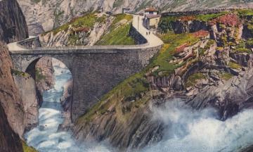 Уникальный мост дьявола в Альпах (ФОТО)