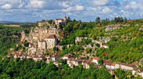 Лазурная сказка: 10 городов Французской Ривьеры, которые необходимо посетить (ФОТО)